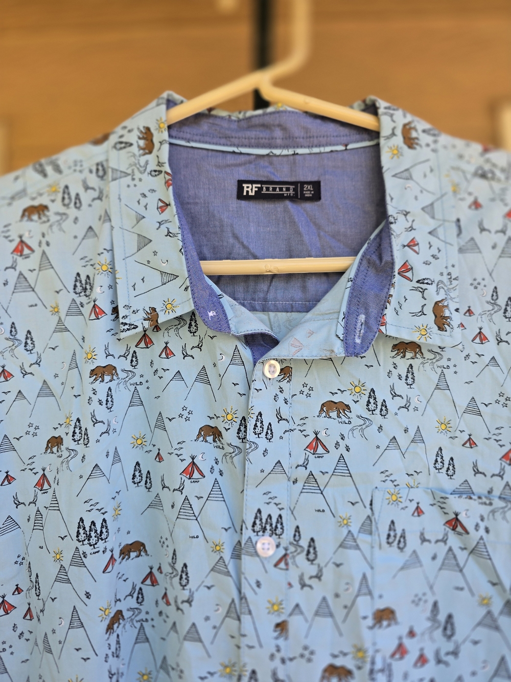NWT Men's Outdoor Print Button-down Shirt - Size 2XL